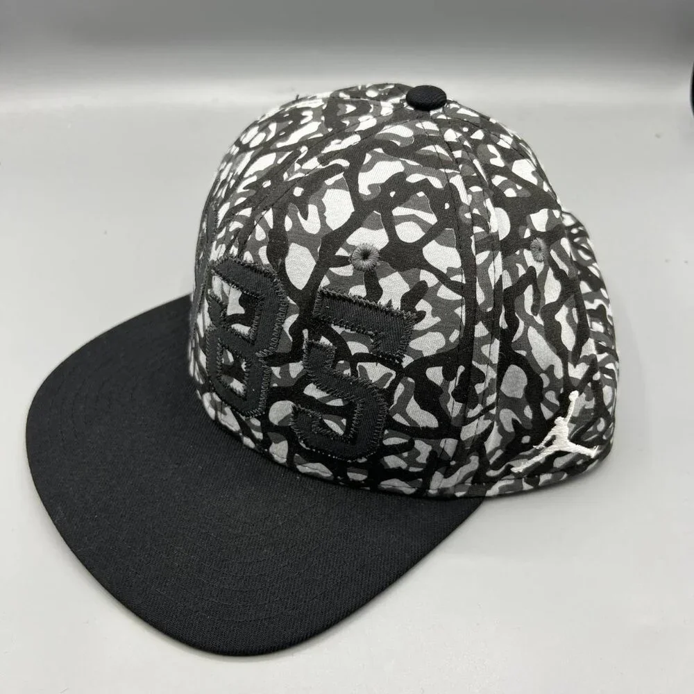 Air‎ Jordan 1985 Rookie Hat Men Black Camouflage Jumpman Snap Back Cap